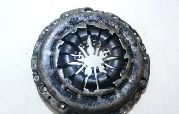 Nissan Juke I F15 Pressure plate 