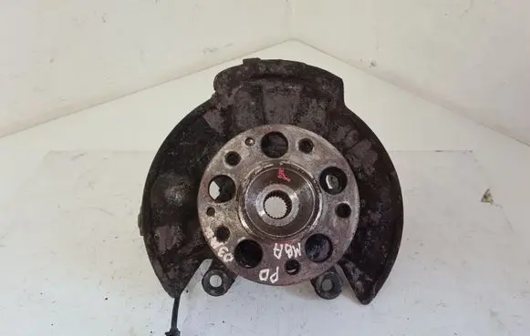 Mercedes-Benz A W168 Front wheel hub spindle knuckle