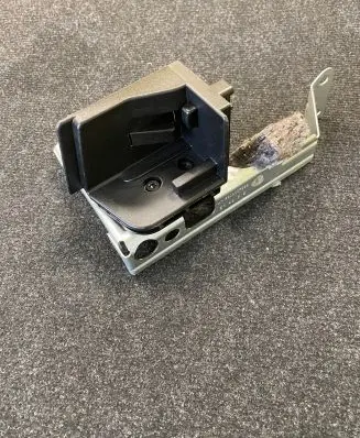 BMW X3 G01 Parcel shelf load cover mount bracket 7396581