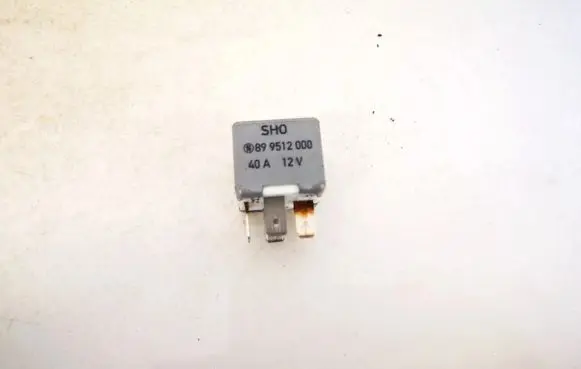 Audi A4 S4 B5 8D Other relay 443951253k 899512000