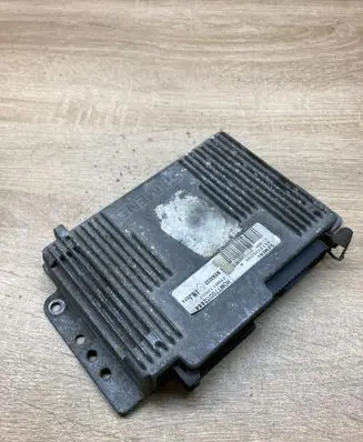 Renault Scenic I Engine control unit/module ECU 7700112444 S113725208A