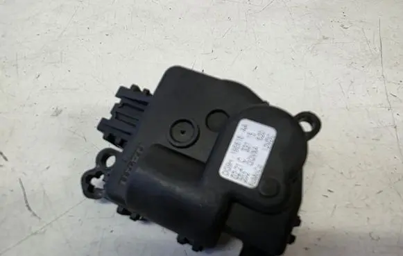 Ford Galaxy A/C air flow flap actuator/motor DG9H19E616AA