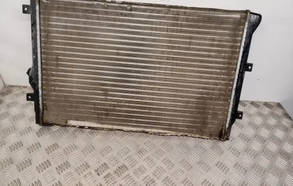 Volkswagen Caddy Coolant radiator 65281A