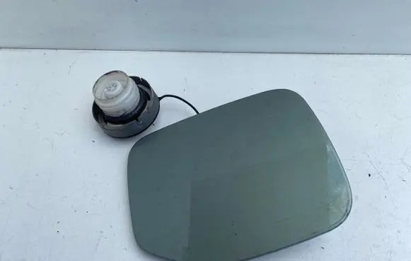 Toyota Avensis T220 Fuel tank cap