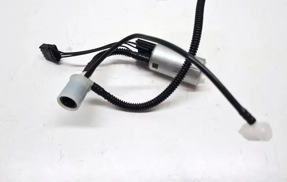 Opel Combo E In-tank fuel pump 100115765