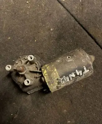 Volkswagen Transporter - Caravelle T4 Wiper motor 701955113a