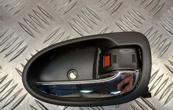 Toyota Yaris Front door interior handle 692050D90 692050D100