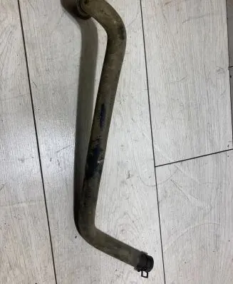 Toyota Hilux (AN10, AN20, AN30) Engine coolant pipe/hose