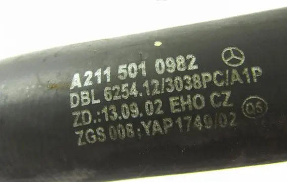 Mercedes-Benz E W211 Engine coolant pipe/hose A2115010982