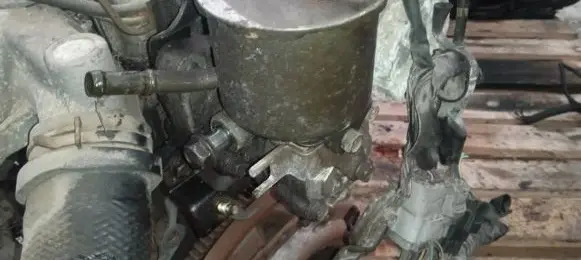 Mazda Premacy Power steering pump 97128135 BJ3A3265XD