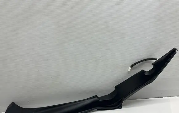 Subaru Outback (BT) Tailgate trim 63370AN00A 3053126