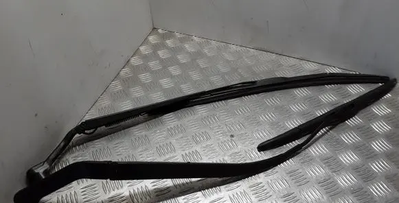 Mitsubishi Outlander Front wiper blade arm