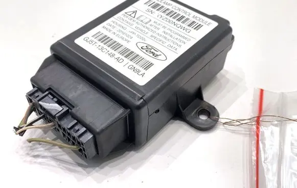 Ford Escape III Xenon control unit/module GJ5T13C148AD