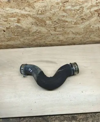 Porsche Cayenne (92A) Intercooler hose/pipe 7P0145968A