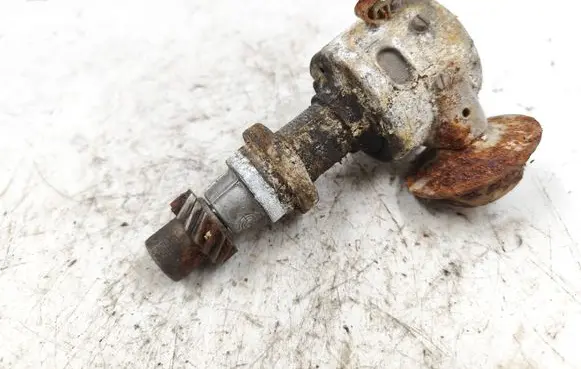 Datsun 100 Spark distributor 