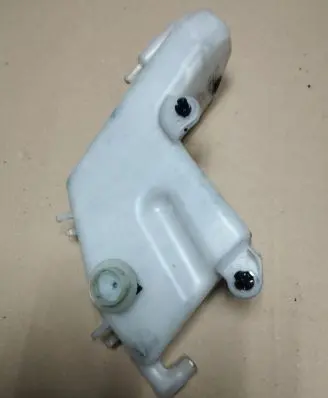 Honda Civic Windshield washer fluid reservoir/tank 19141RSRE0