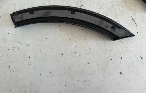 Audi Q8 Rear arch trim 4M8854820A