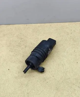 Windscreen/windshield washer pump