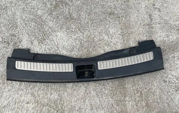 Opel Insignia B Trunk/boot sill cover protection 13487498 331883181