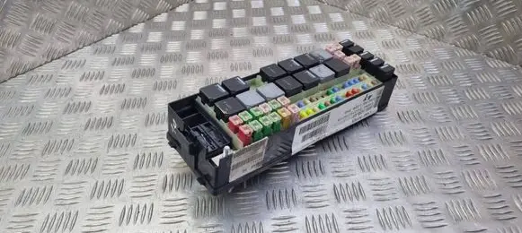 Jaguar XF X250 Fuse box set AH3214290AXB 273775715