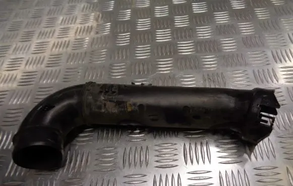 Renault Megane II Air intake hose/pipe