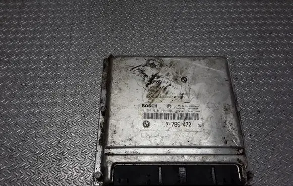 BMW 5 E39 Engine control unit/module 0281010144 7786472
