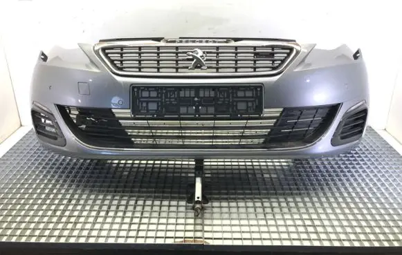 Peugeot 308 SW Front bumper
