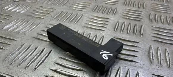 Volvo S90, V90 Aerial antenna amplifier 31346697