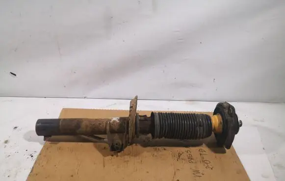 Skoda Octavia Mk2 (1Z) Front shock absorber/damper 1K0413031