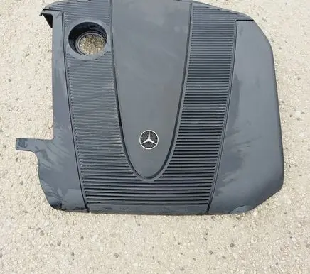 Mercedes-Benz CLK A209 C209 Engine cover (trim)