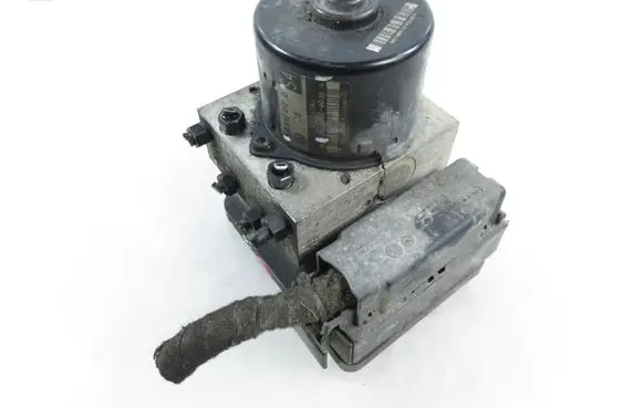 Skoda Octavia Mk1 (1U) ABS Pump 10020600384 1J0614417D 1C0907379K