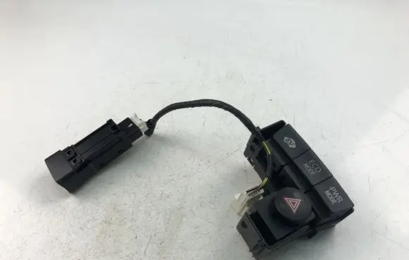 Other switches/knobs/shifts