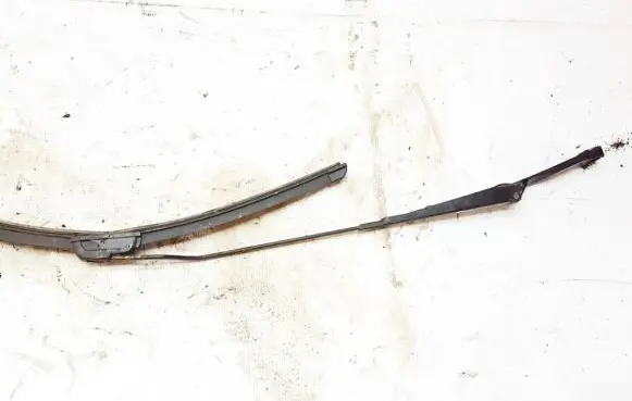 Audi A3 S3 8L Front wiper blade arm 1j1955409