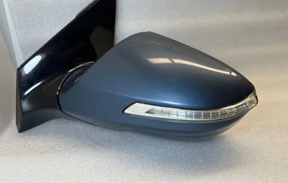 Hyundai i40 Front door electric wing mirror 023588 A045611 E4023589