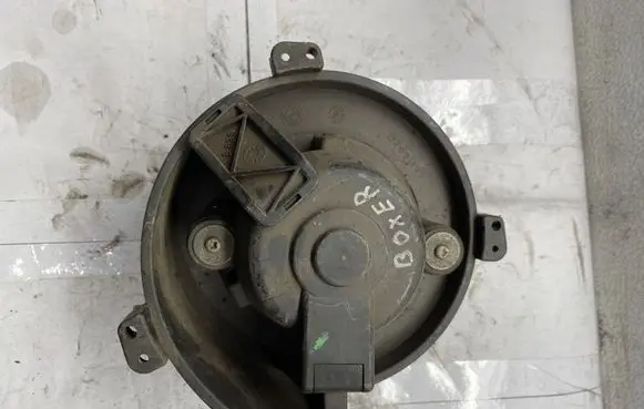 Interior heater climate box assembly