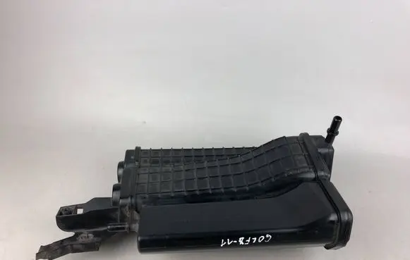Volkswagen Golf VIII Active carbon filter fuel vapour canister 5WA201801 5Q196D
