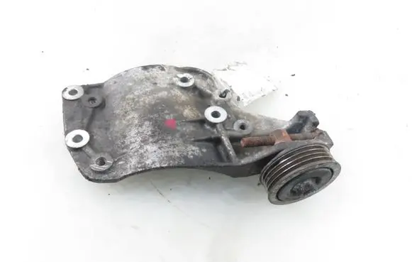 Subaru Justy A/C compressor mount bracket 9511186G0