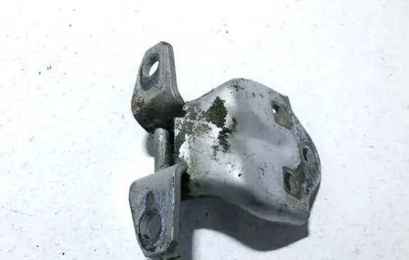 Mitsubishi Carisma Front door upper hinge