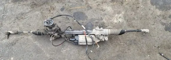 Volkswagen Golf VI Steering rack 1K0909144M