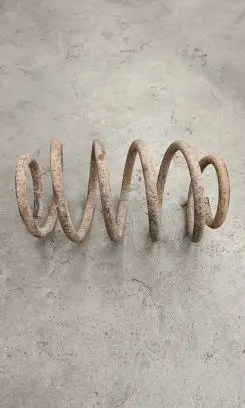 Jeep Grand Cherokee (WK) Rear coil spring