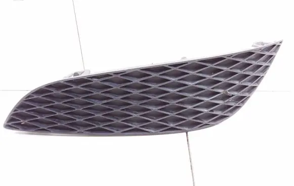 Opel Astra H Front bumper lower grill 13225762