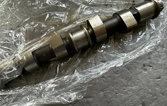 Nissan Patrol Y61 Camshaft 130012W201
