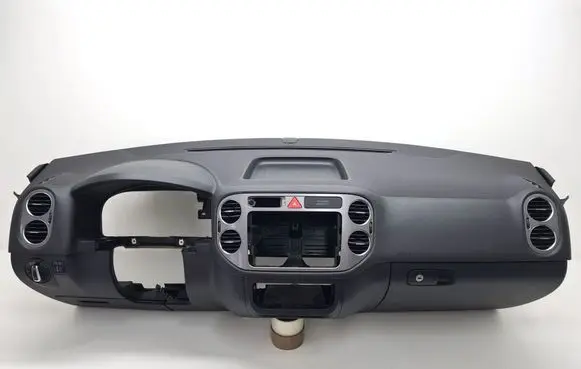 Volkswagen Tiguan Dashboard 5N1857181A