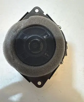 Ram 1500 Panel speaker 68043045AD
