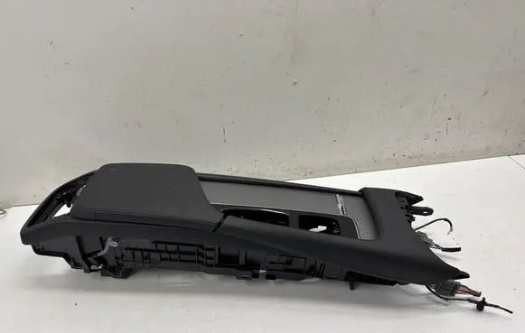 Volvo XC90 Armrest 32260711