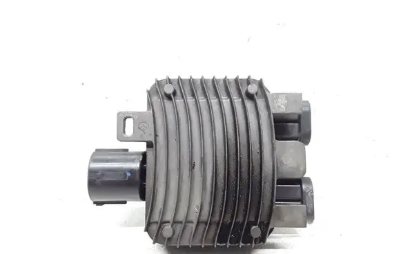 Volvo S60 Coolant fan relay 940011200