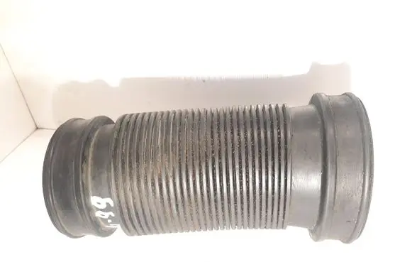 Audi A4 S4 B5 8D Air intake duct part 8D0129627