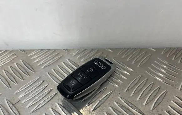 Audi A6 S6 C8 4K Ignition key/card 4N0959754AM