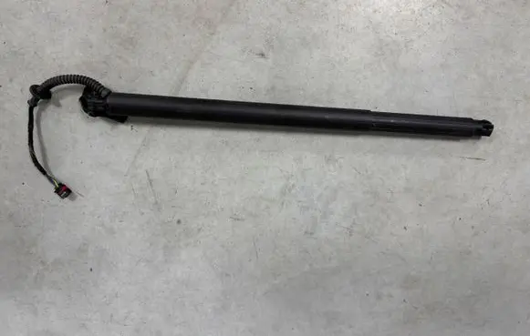 KIA Xceed Tailgate/trunk/boot lift motor 81831J7810