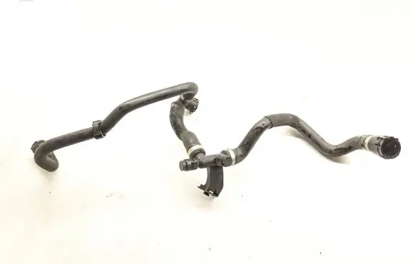 BMW 5 G30 G31 Engine coolant pipe/hose 8634303 8634301